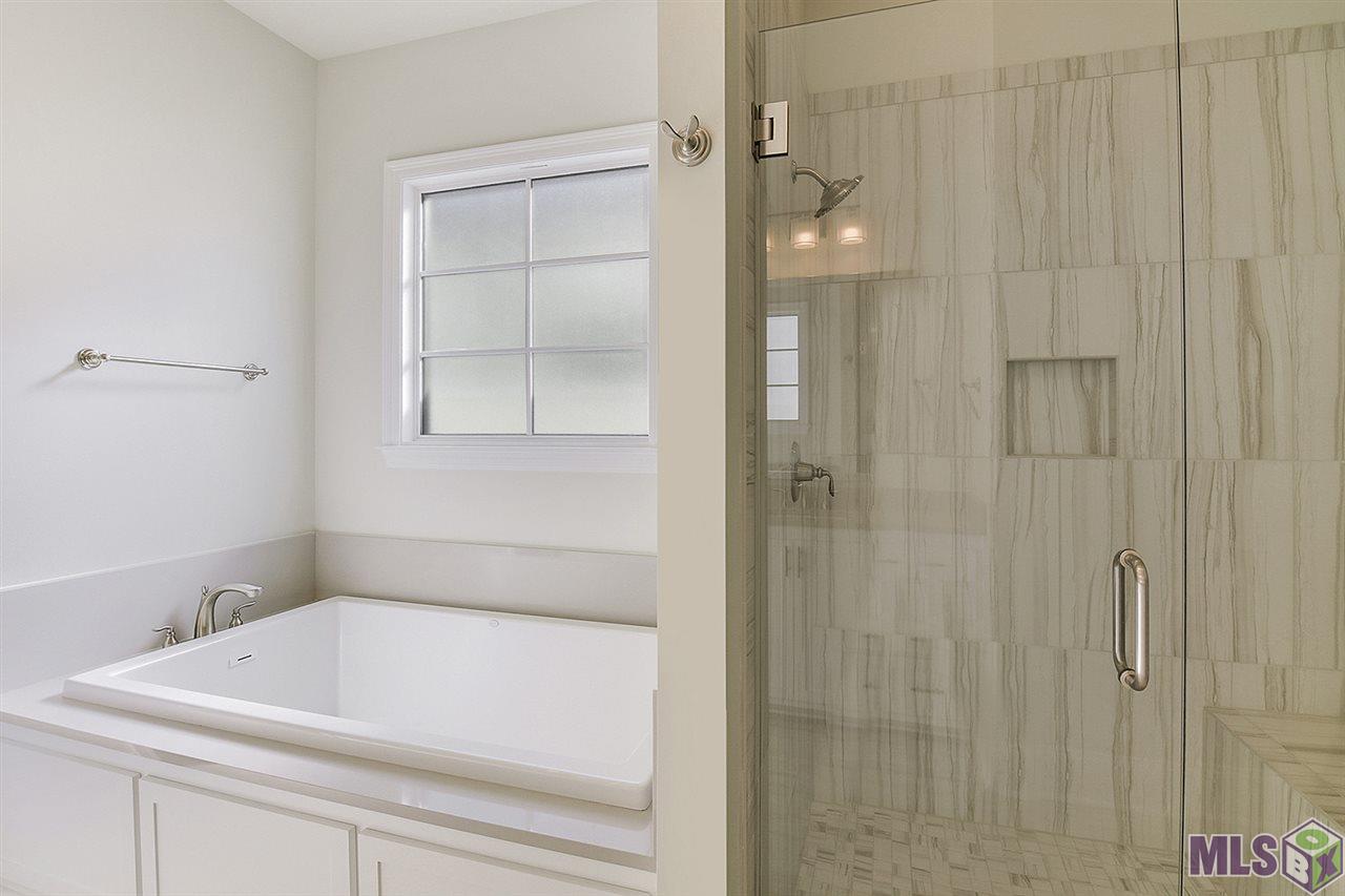 2220 Rouzan Avenue Baton Rouge, LA 70808 - Photo 6 of 19