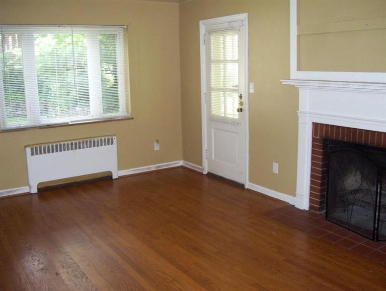 210 Adams Avenue Covington, KY 41014 - Photo 7 of 16