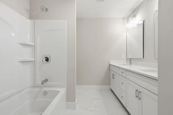 $4,500 | 7 Elise Avenue, Dracut, MA 01826