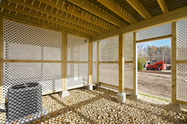 $4,500 | 7 Elise Avenue, Dracut, MA 01826