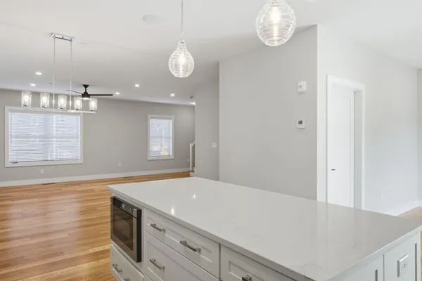 $4,500 | 7 Elise Avenue, Dracut, MA 01826