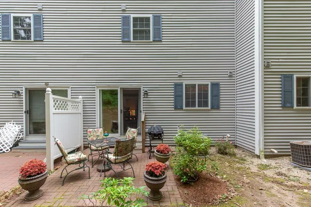 $3,200 | 15 Georgetown Drive, Nashua, NH 03062