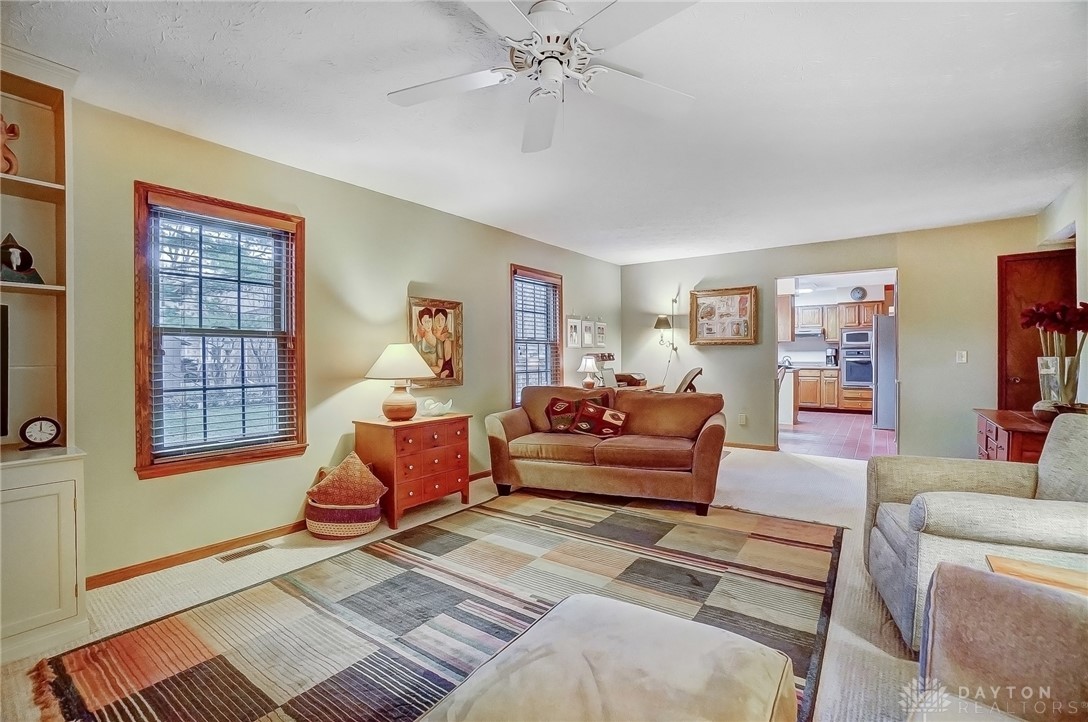 510 Queensgate Road Springboro, OH 45066 - Photo 10 of 57 Gallery Image 10