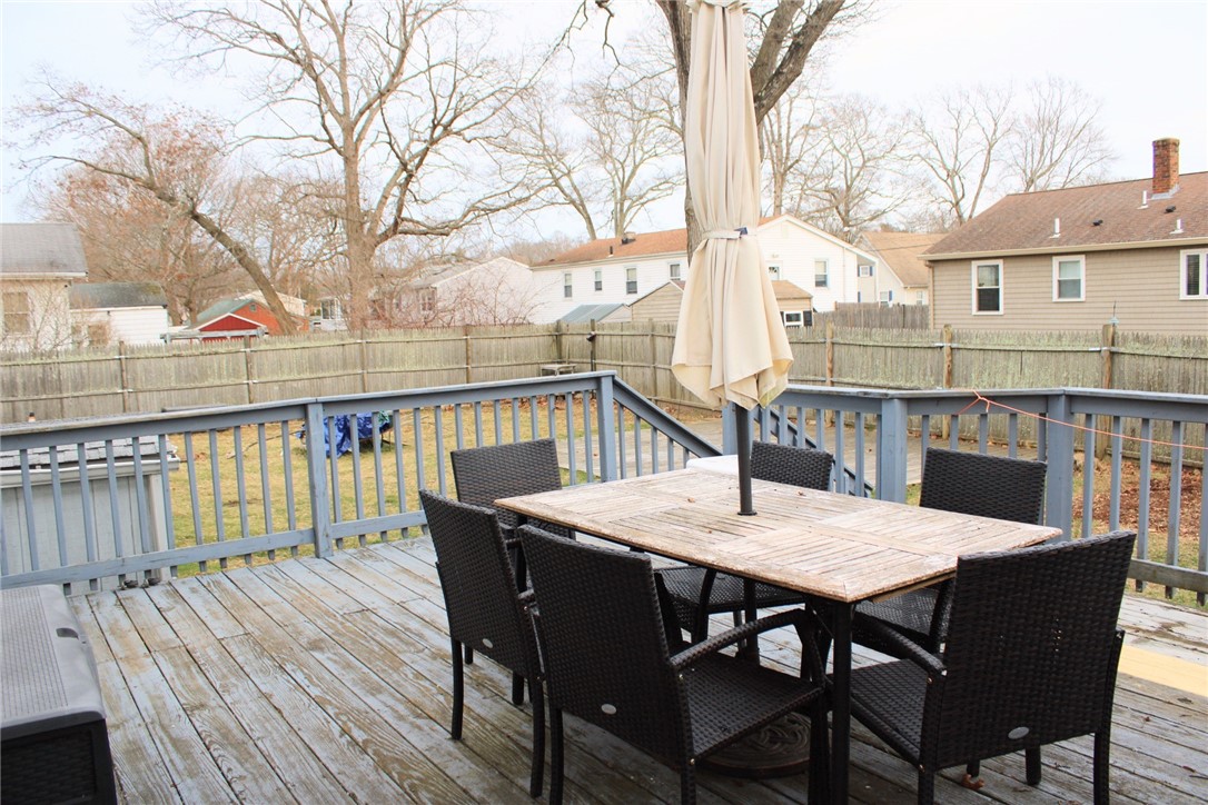 128 Fern Street Warwick, RI 02889 - Photo 23 of 33