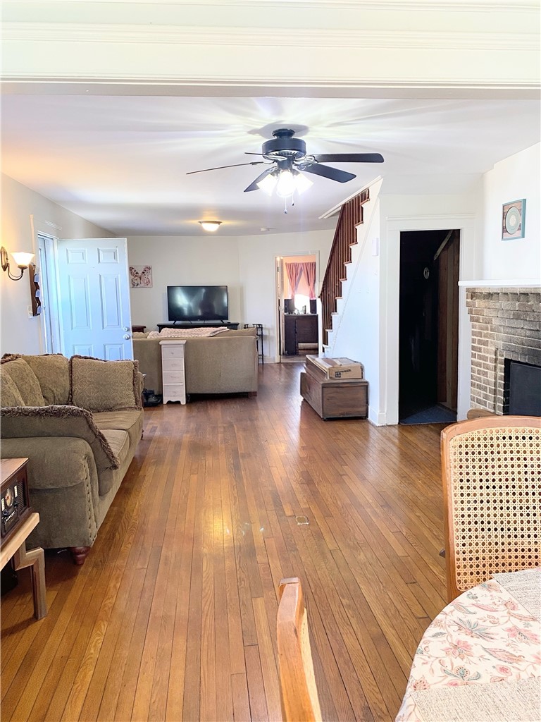 128 Fern Street Warwick, RI 02889 - Photo 3 of 33
