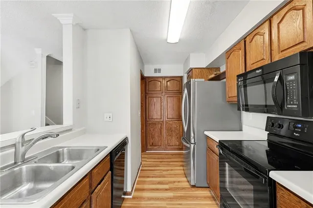 $265,000 | 9419 West 119th Terrace, Overland Park, KS 66213