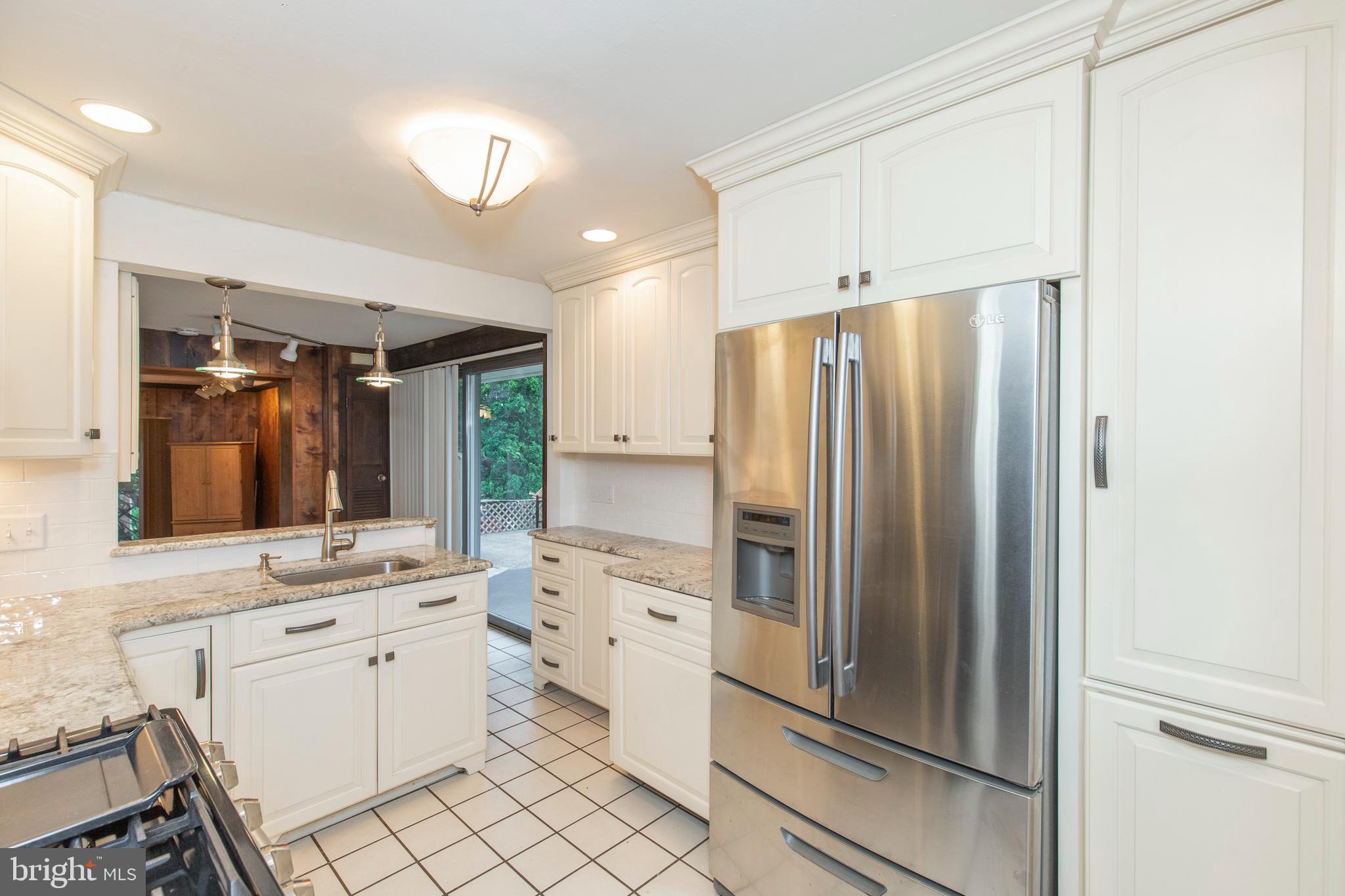 552 Maplewood Road Springfield, PA 19064 - Photo 12 of 30 Kitchen