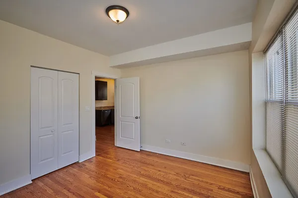 $2,450 | 6241 North Claremont Avenue, Unit 3, Chicago, IL 60659