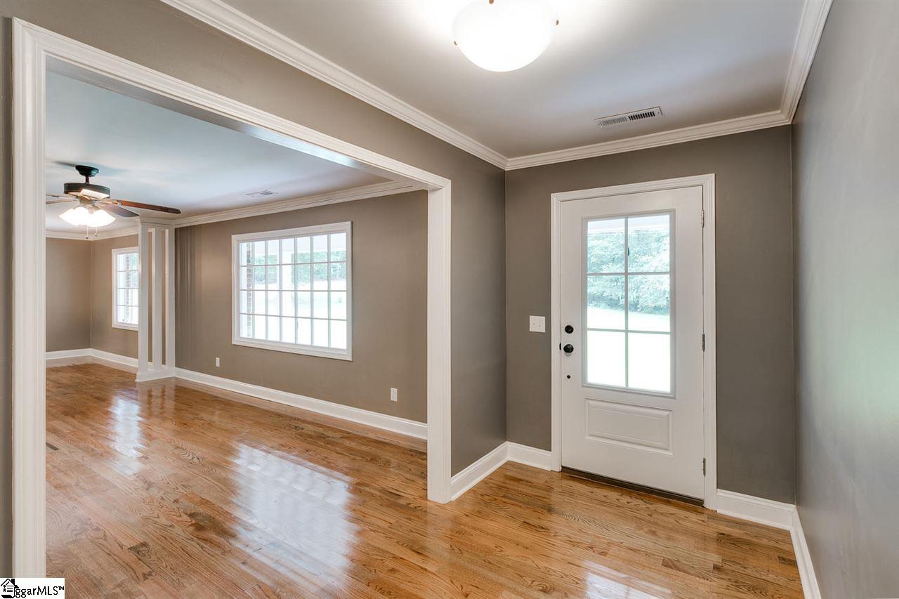 145 Haven Rest Easley, SC 29642 - Photo 4 of 27 Gallery Image 4