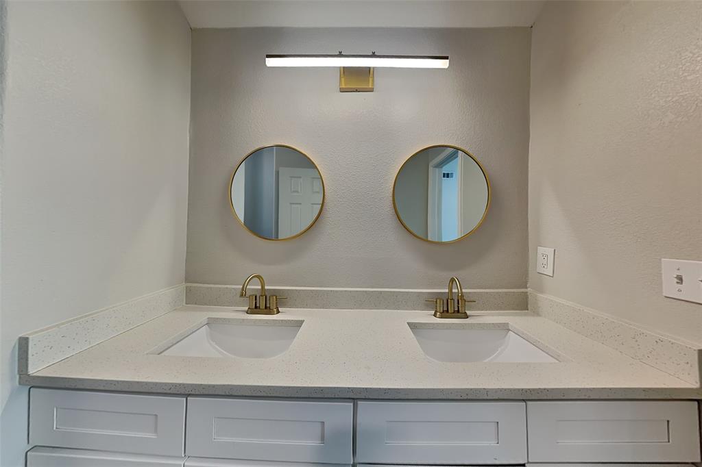 500 Sea Rim Drive Arlington, TX 76018 - Photo 11 of 22