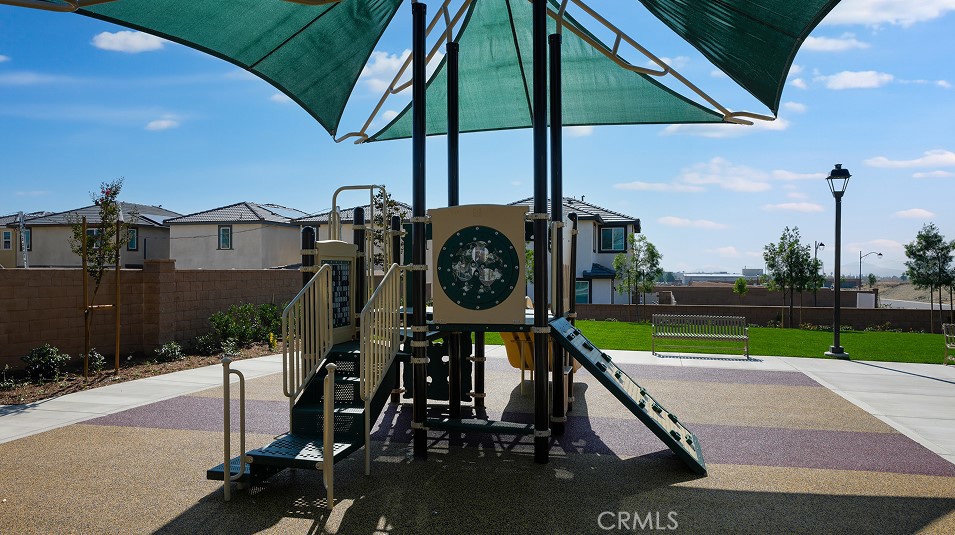 1279 Galaxy Way Rialto, CA 92376 - Photo 22 of 24 a view of a park with slide