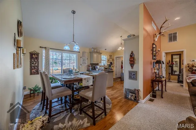 $254,900 | 20997 Hideaway Lane, St. Robert, MO 65584