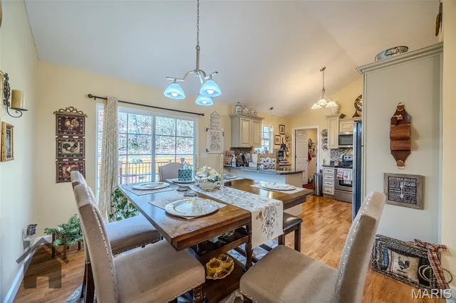 $249,900 | 20997 Hideaway Lane, St. Robert, MO 65584