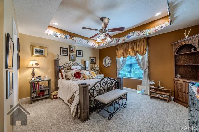 $254,900 | 20997 Hideaway Lane, St. Robert, MO 65584