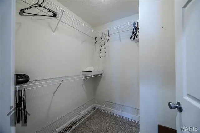 $254,900 | 20997 Hideaway Lane, St. Robert, MO 65584