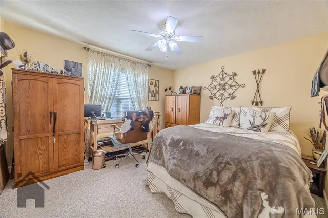 $249,900 | 20997 Hideaway Lane, St. Robert, MO 65584