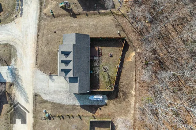 $254,900 | 20997 Hideaway Lane, St. Robert, MO 65584