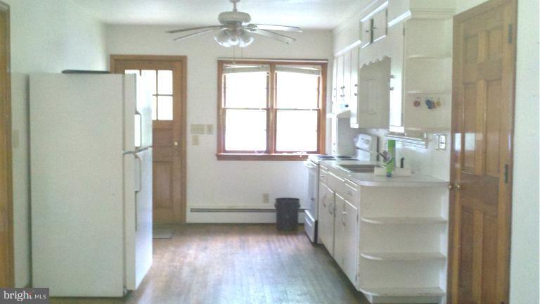 24850 Porters Grove Road Worton, MD 21678 - Photo 1 of 8 Interior (General)