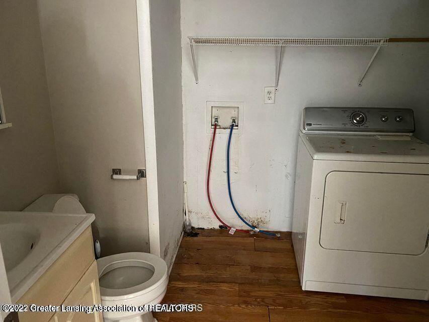 4217 Christiansen Road Lansing, MI 48910 - Photo 11 of 17 20210825170021906820000000-o