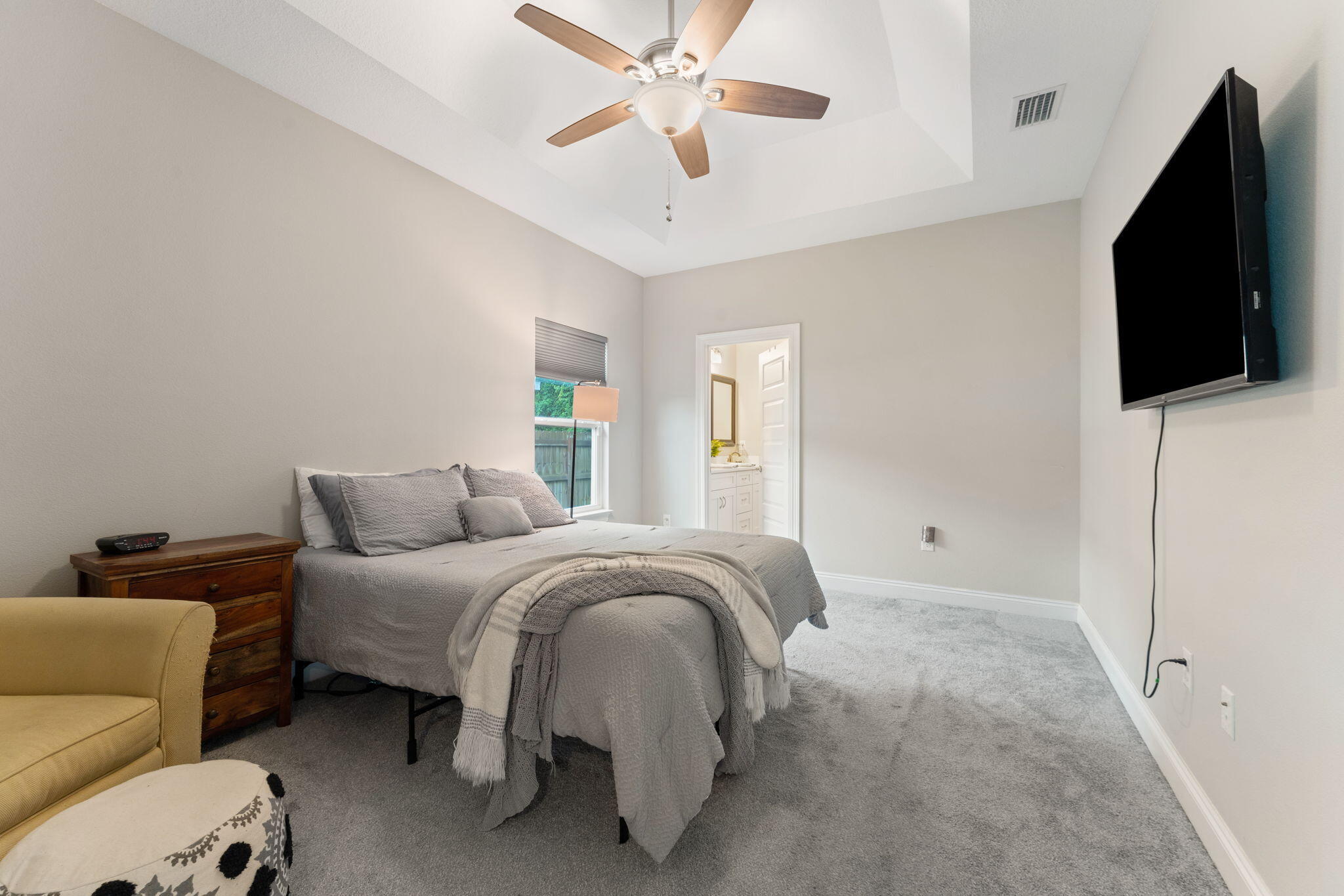 2163 Wind Trace Road North Navarre, FL 32566 - Photo 14 of 31 Primary bedroom retreat