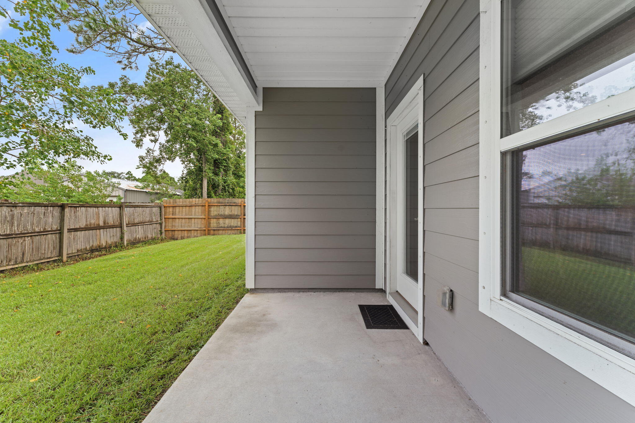 2163 Wind Trace Road North Navarre, FL 32566 - Photo 25 of 31 easy to maintain yard