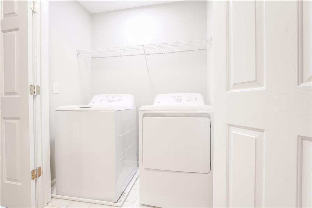 5331 Sherwin Drive Norcross, GA 30093 - Photo 15 of 29 a utility room with dryer and washer