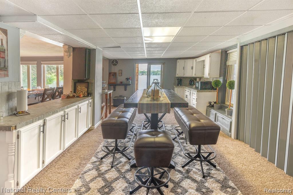 7030 Commerce Road West Bloomfield, MI 48324 - Photo 19 of 32