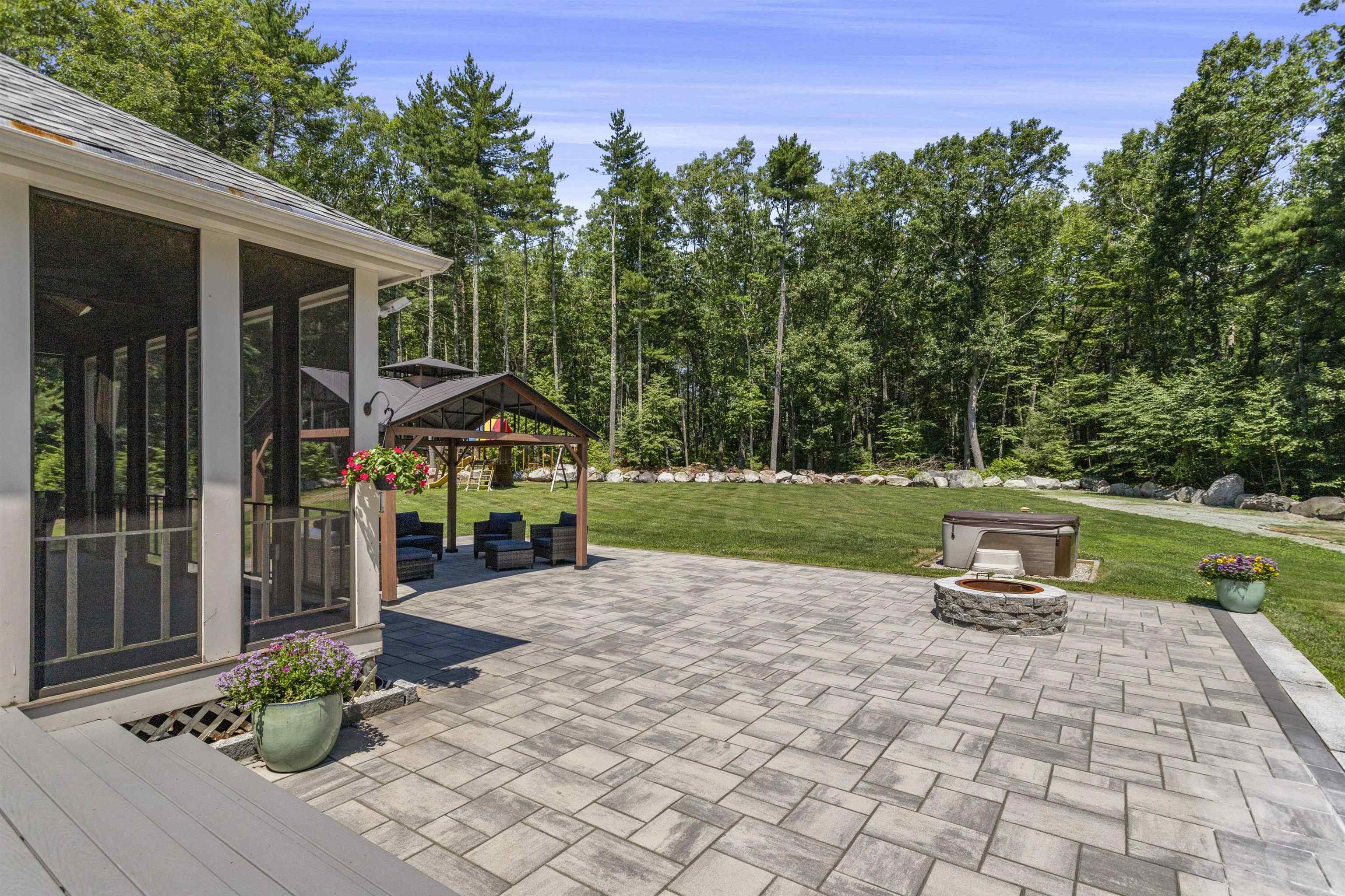 21 Bear Path Road Hampton, NH 03842 - Photo 55 of 60
