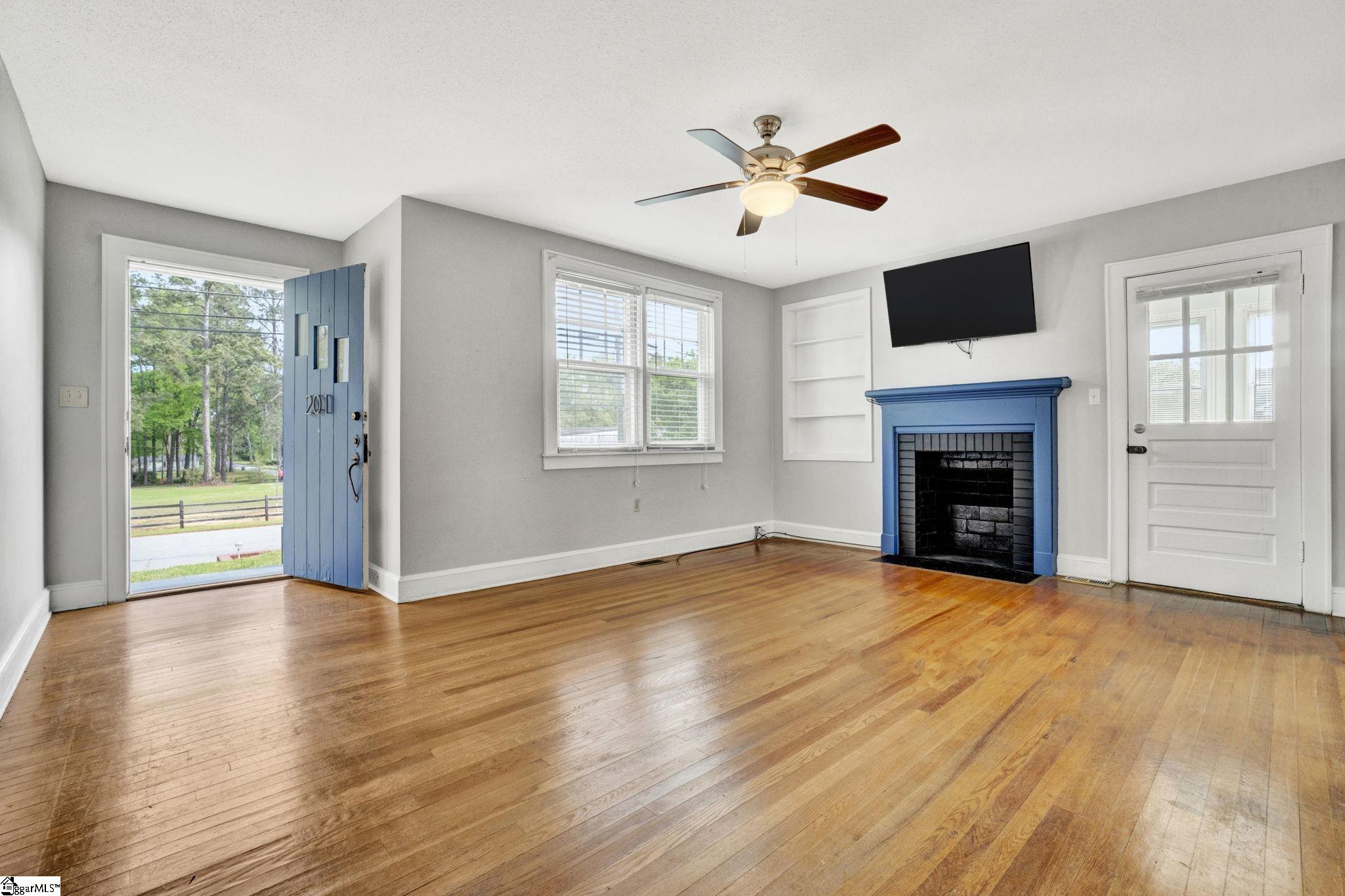 201 Pine Street Clinton, SC 29325 - Photo 16 of 43
