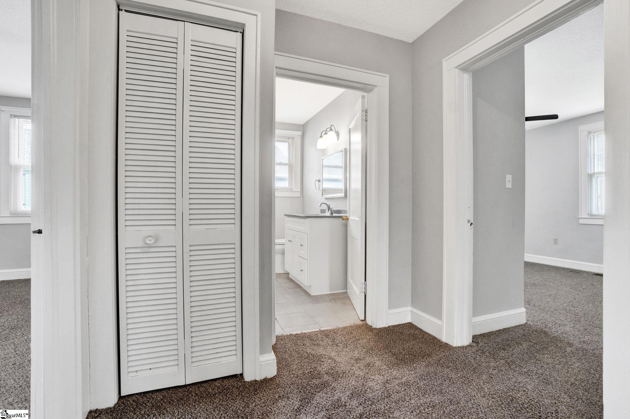 201 Pine Street Clinton, SC 29325 - Photo 27 of 42