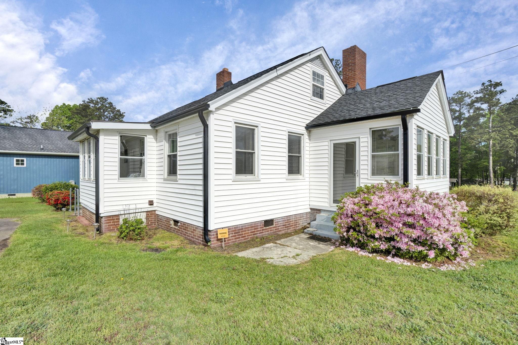 201 Pine Street Clinton, SC 29325 - Photo 42 of 43
