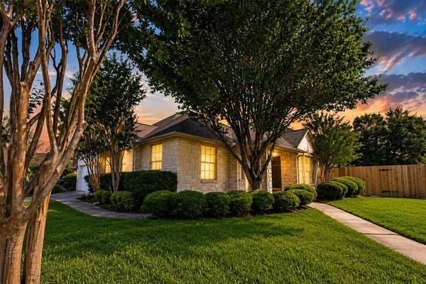 $2,750 | 9601 Aire Libre Drive, Austin, TX 78726