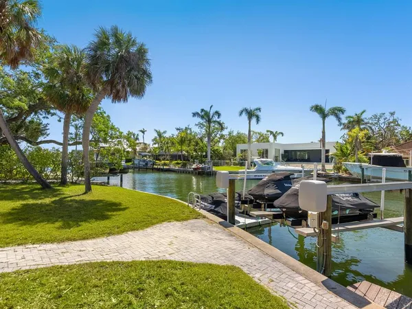 $2,500,000 | 1248 Northport Drive, Sarasota, FL 34242