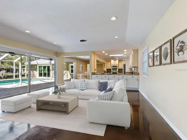 $2,500,000 | 1248 Northport Drive, Sarasota, FL 34242