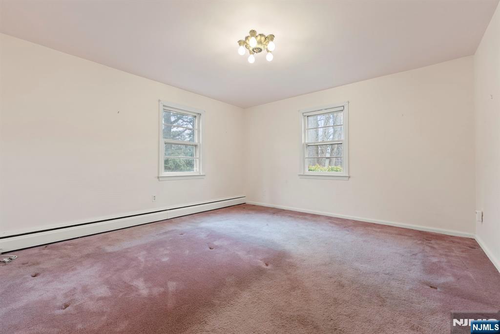 206 10th Street Cresskill, NJ 07626 - Photo 11 of 24