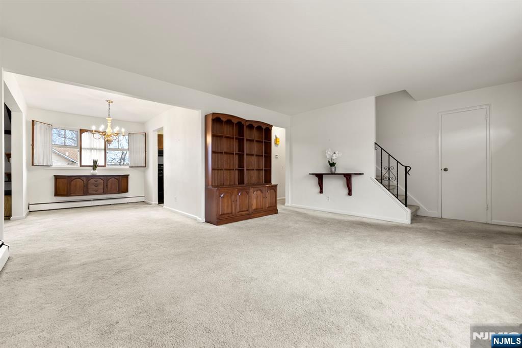 206 10th Street Cresskill, NJ 07626 - Photo 3 of 24