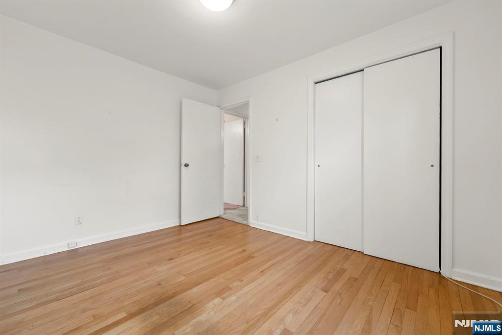 206 10th Street Cresskill, NJ 07626 - Photo 10 of 24