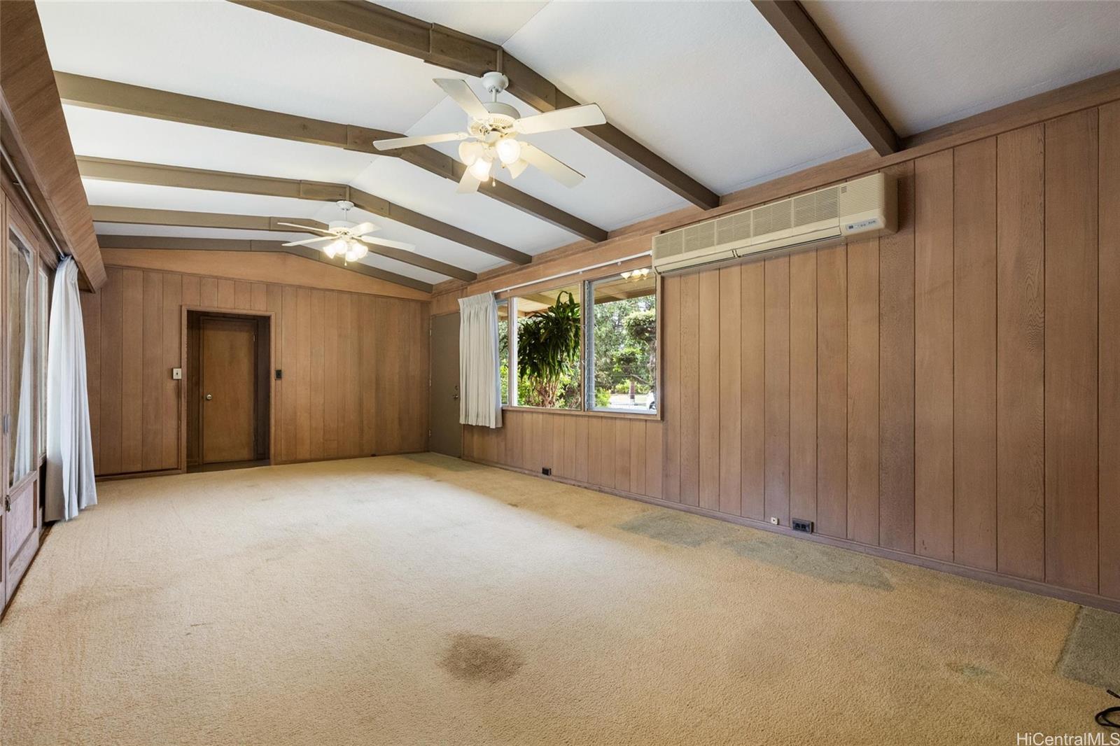 5558 Pia Street Honolulu, HI 96821 - Photo 3 of 25