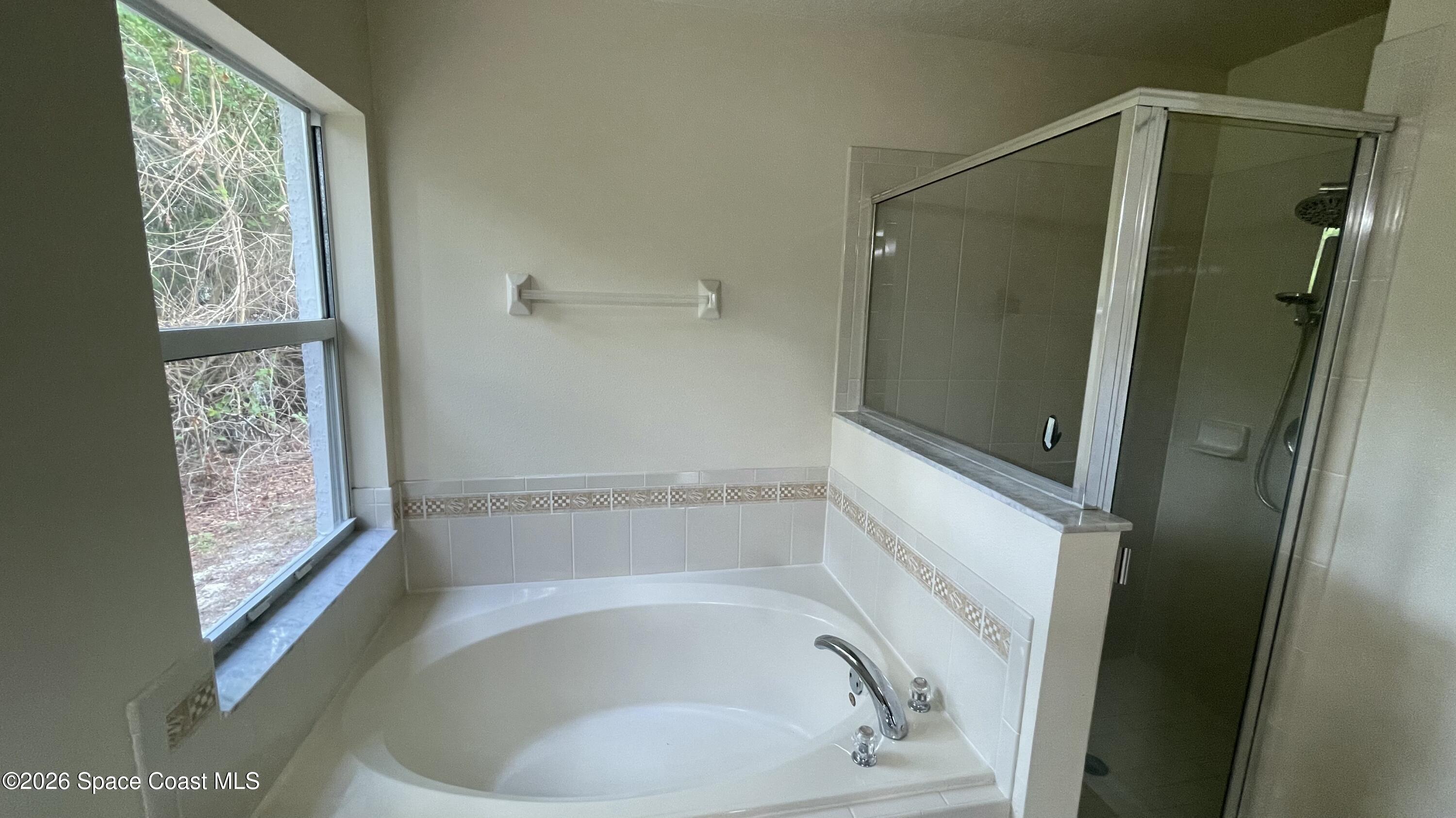 415 Oakmon Road Southwest Palm Bay, FL 32908 - Photo 42 of 61 Soaking tub