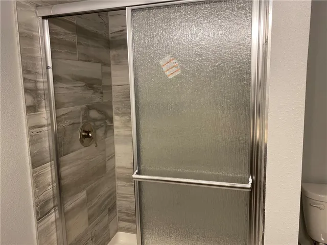 a bathroom with bathtub