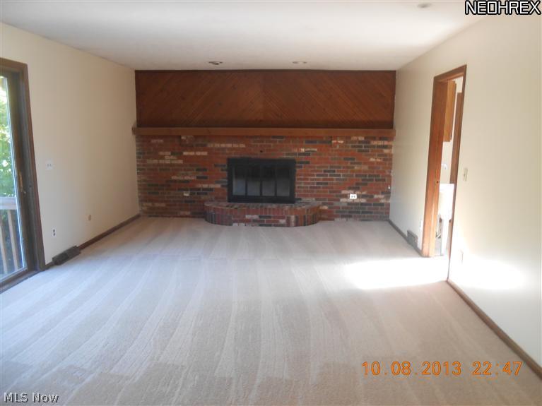 9045 Johnnycake Ridge Road Mentor, OH 44060 - Photo 4 of 7 Gallery Image 4