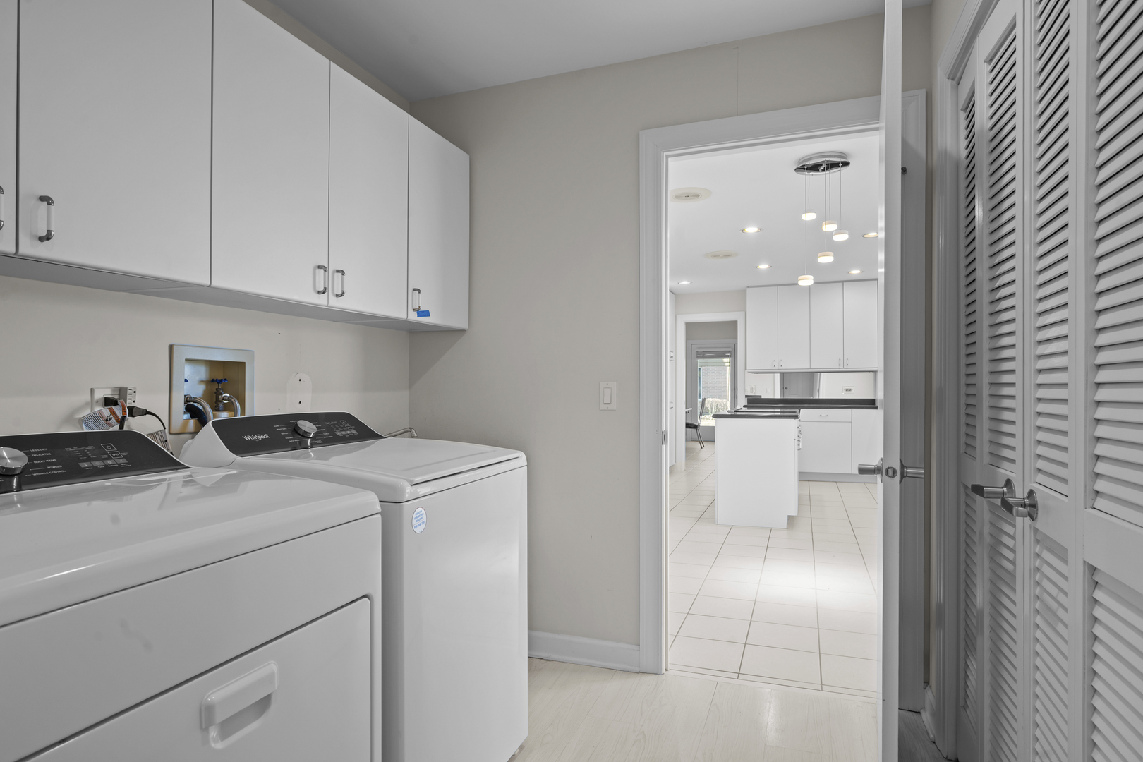 556 Rivershire Place Lincolnshire, IL 60069 - Photo 15 of 22