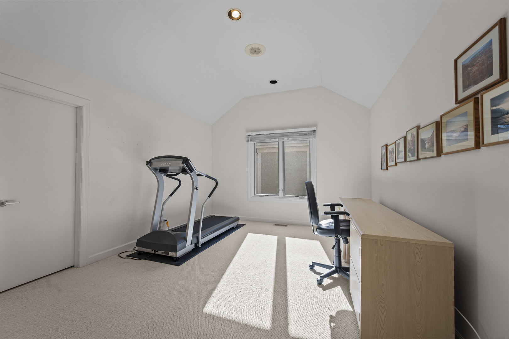 556 Rivershire Place Lincolnshire, IL 60069 - Photo 17 of 22