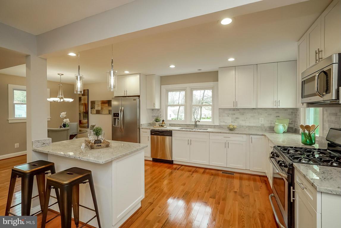 3157 Holloway Road Falls Church, VA 22042 - Photo 11 of 29 Kitchen