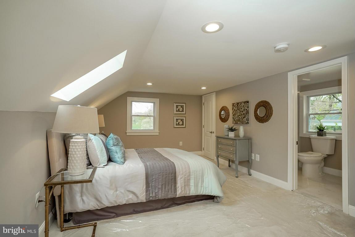 3157 Holloway Road Falls Church, VA 22042 - Photo 21 of 29 Bedroom (Master)