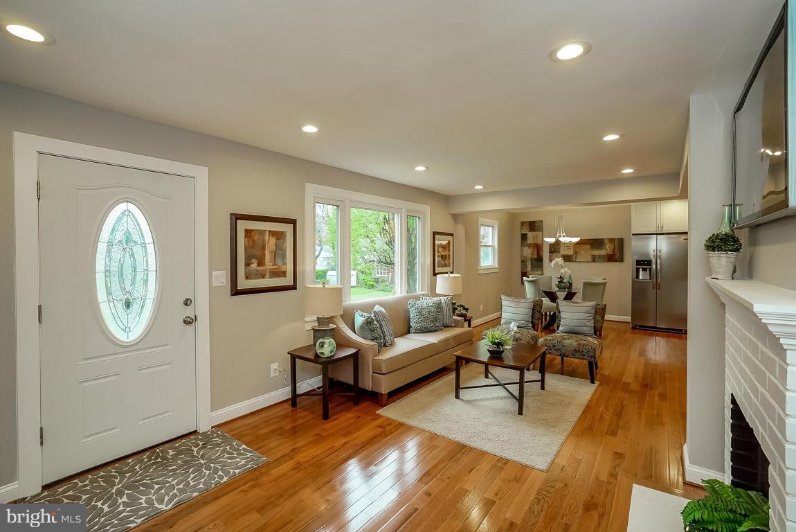 3157 Holloway Road Falls Church, VA 22042 - Photo 5 of 29 Interior (General)