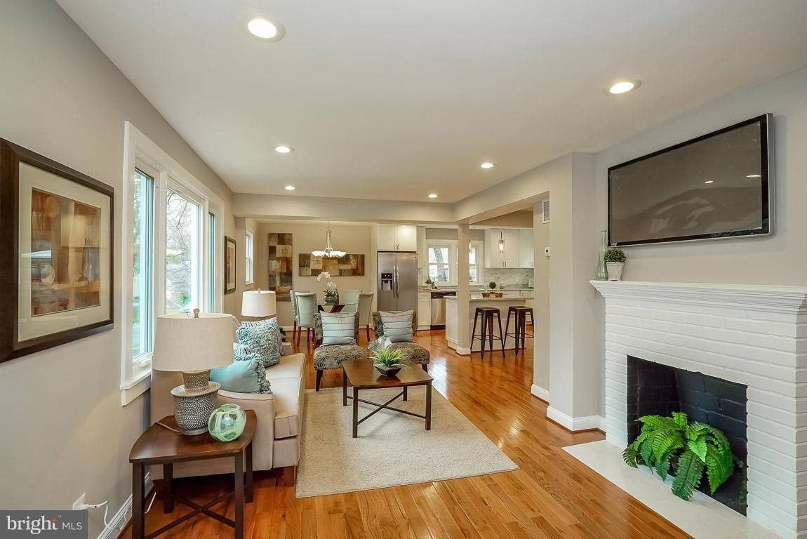 3157 Holloway Road Falls Church, VA 22042 - Photo 6 of 29 Welcome home!