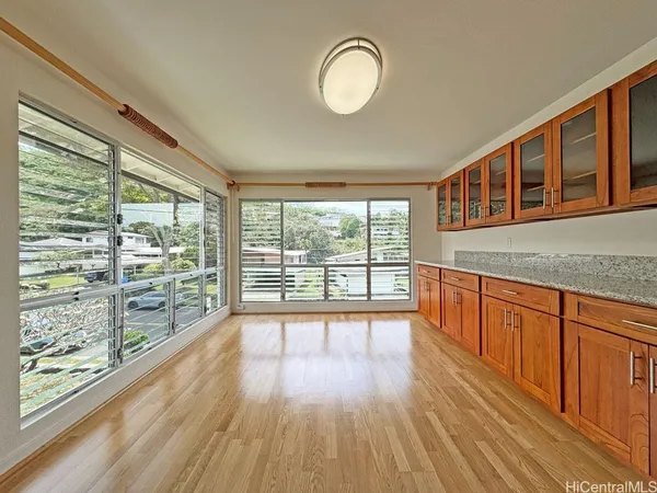$4,985 | 1660 Onipaa Street, Honolulu, HI 96819