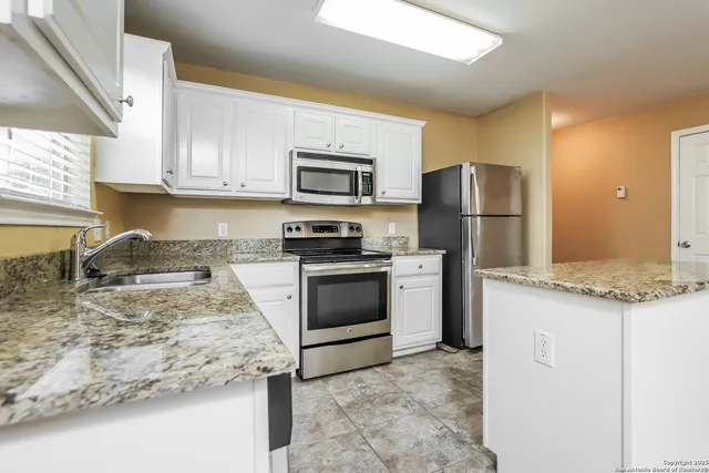 $1,555 | 5530 Butch, San Antonio, TX 78252