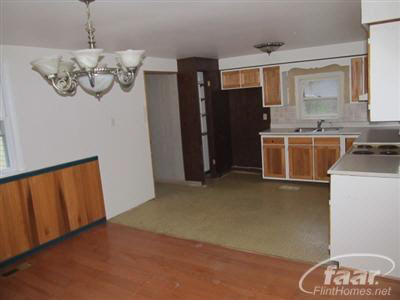 1758 North Elba Road Lapeer, MI 48446 - Photo 12 of 15 20166078-11.JPG